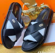 BABOUCHE HOMME A DOUBLE BANDE AVEC MARQUE